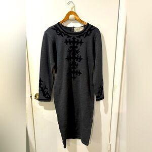 Vintage ADRIENNE VITTADINI 100% Wool Knit Dress Grey Black / Medium